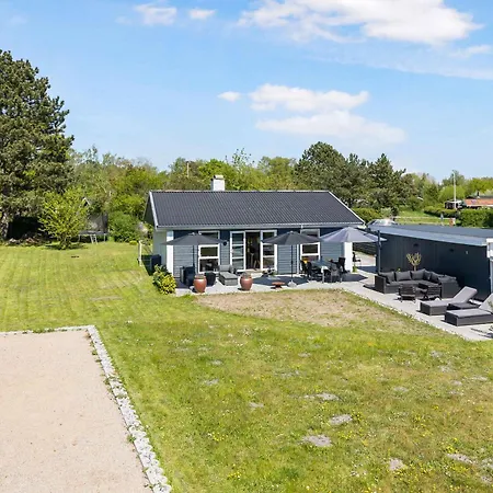 Atmospheric By The Water *